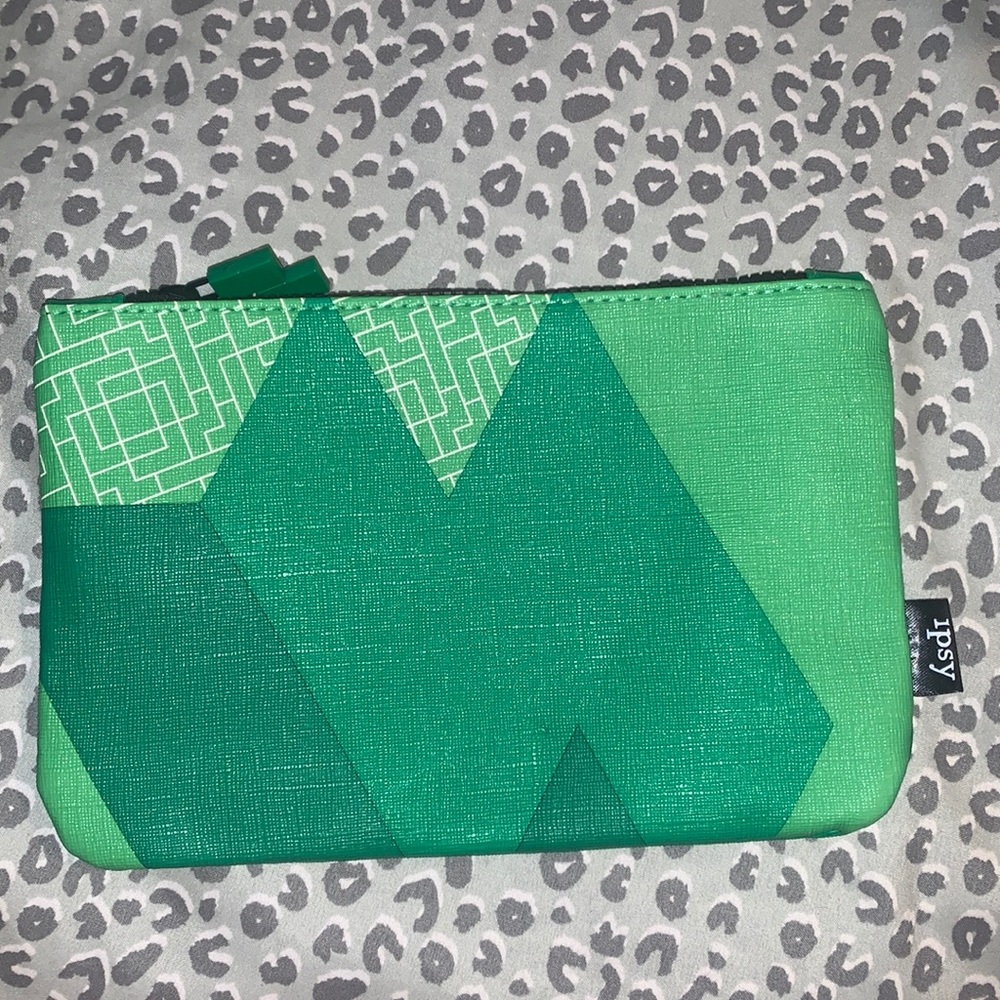 Ipsy Makeup Bag